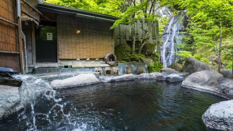 Hakkonetsu Hot Spring