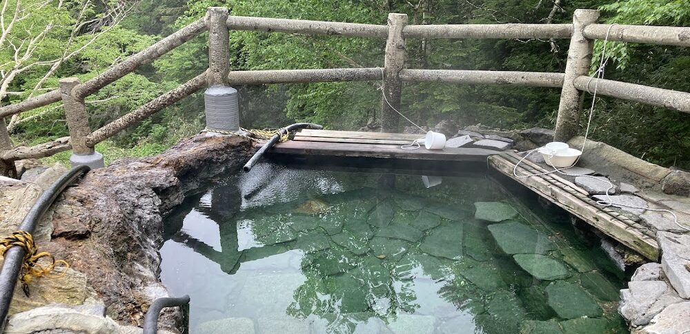 Sakazuki Hot Spring (Hokkaido)